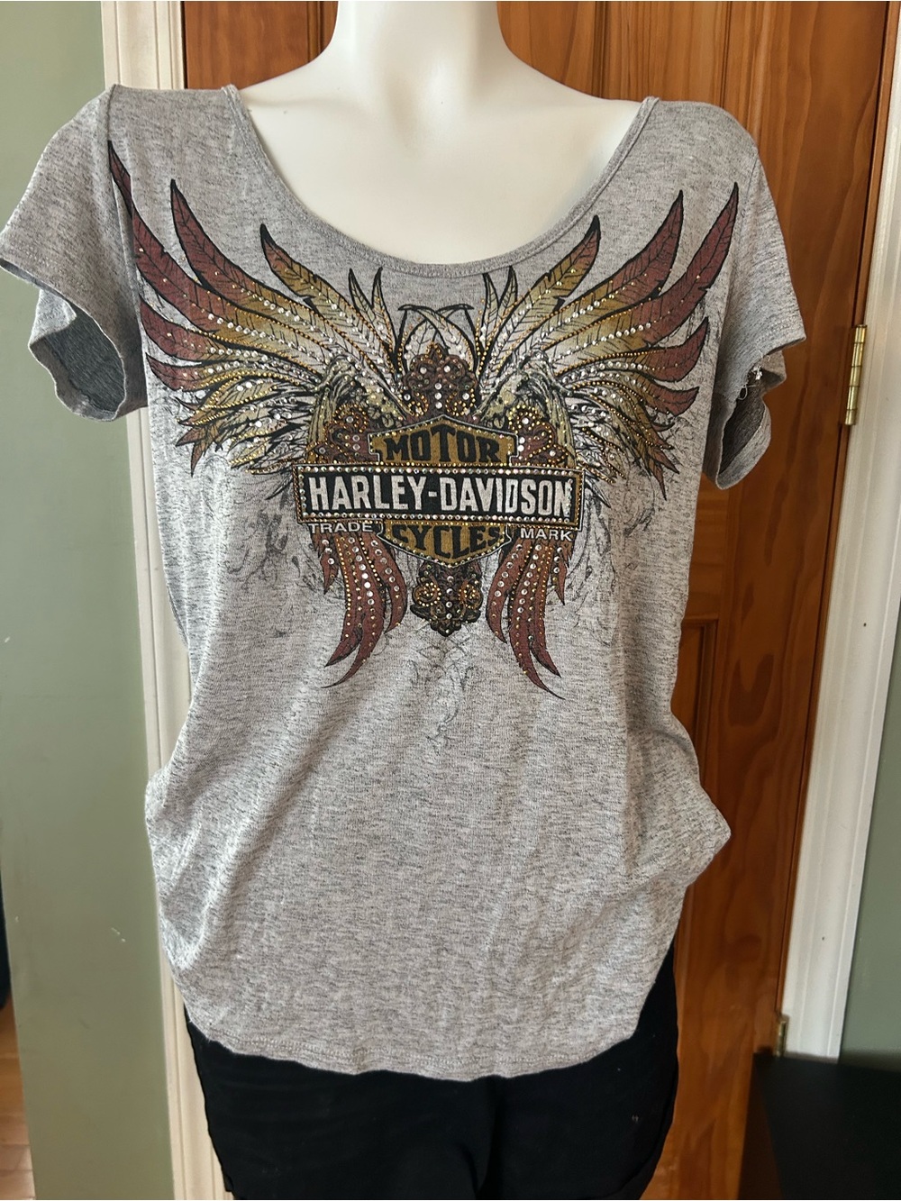 Harley-Davidson Women's Heather Gray Winged Logo Tee with Gold and Red Accents